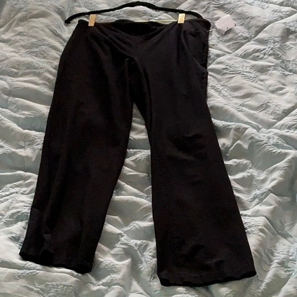 A slimmer fit pull on Black Pant😄 Never worn. - Picture 1 of 7